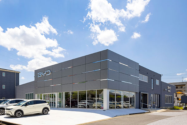 BYD AUTO 岐阜 自動車ショールーム 事例写真