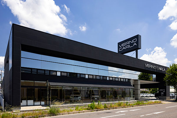 VERNO CARLA 岡崎店 中古車販売店 事例写真