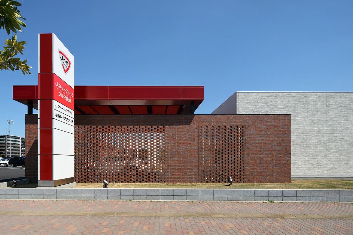 Jネットカーズ 越谷レイクタウン店 設計監理 事例写真