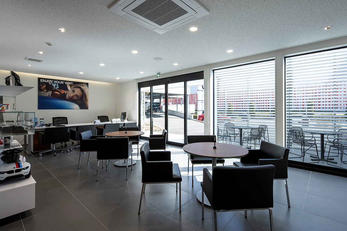 BMW Premium Selection 岡崎 設計監理 事例写真