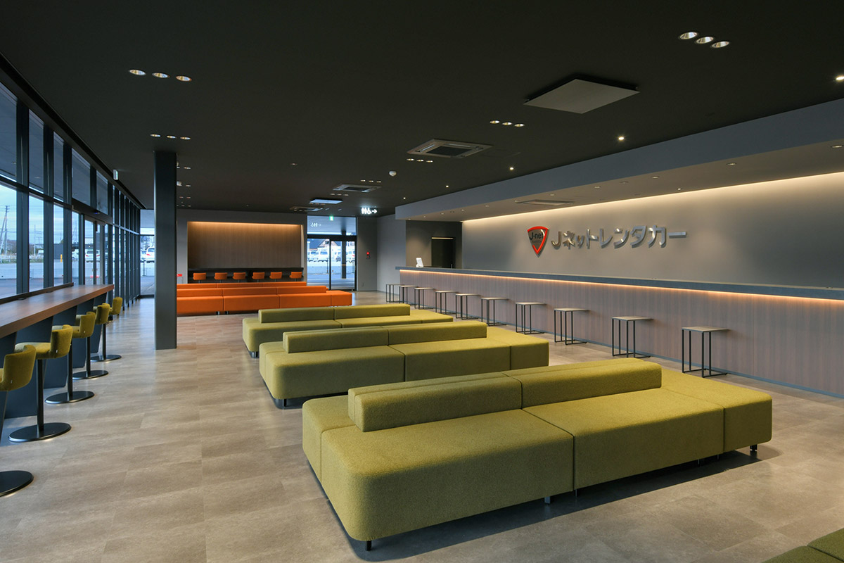 Jネットレンタカー 新千歳空港店 設計監理 事例写真