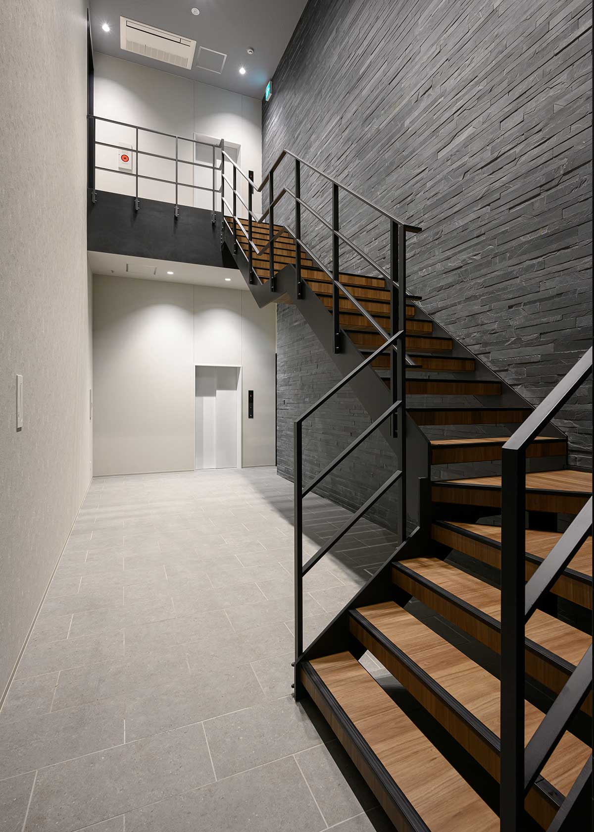 VERNO CARLA 札幌北広島店 設計監理 事例写真