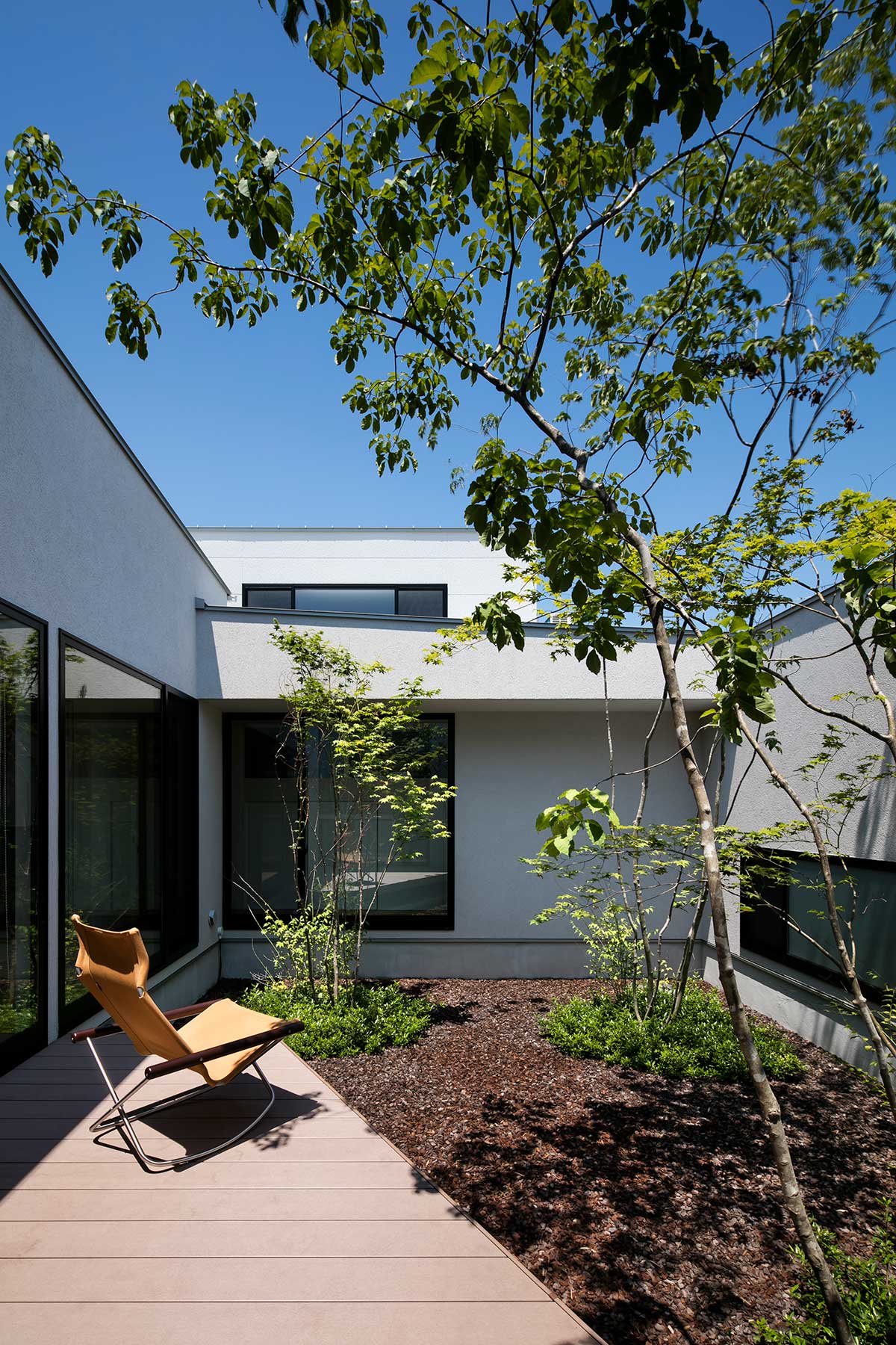 中庭を囲む平屋の家 設計監理 事例