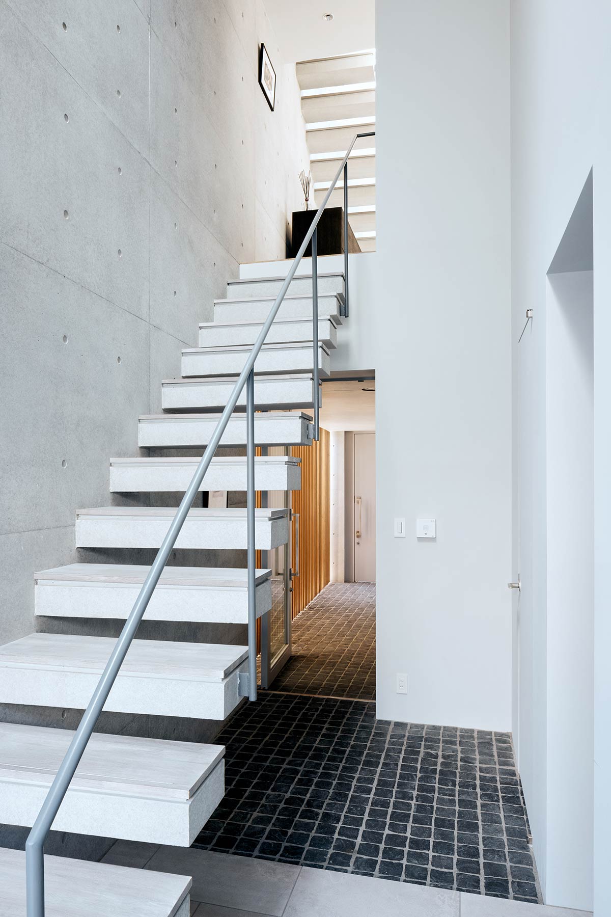 Living in the Shift 設計監理 事例